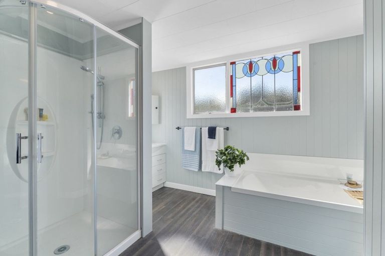 Photo of property in 22 Ocean Road, Paraparaumu Beach, Paraparaumu, 5032