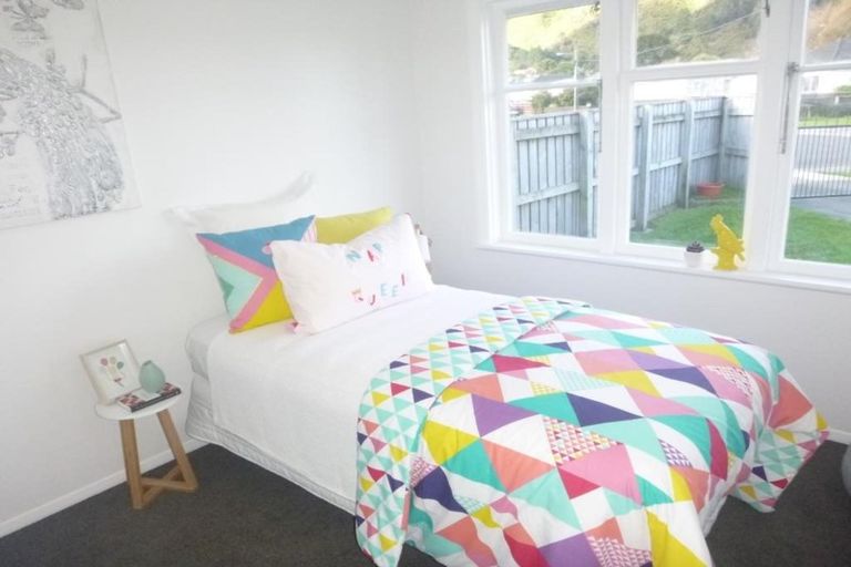 Photo of property in 20 Dunn Street, Wainuiomata, Lower Hutt, 5014