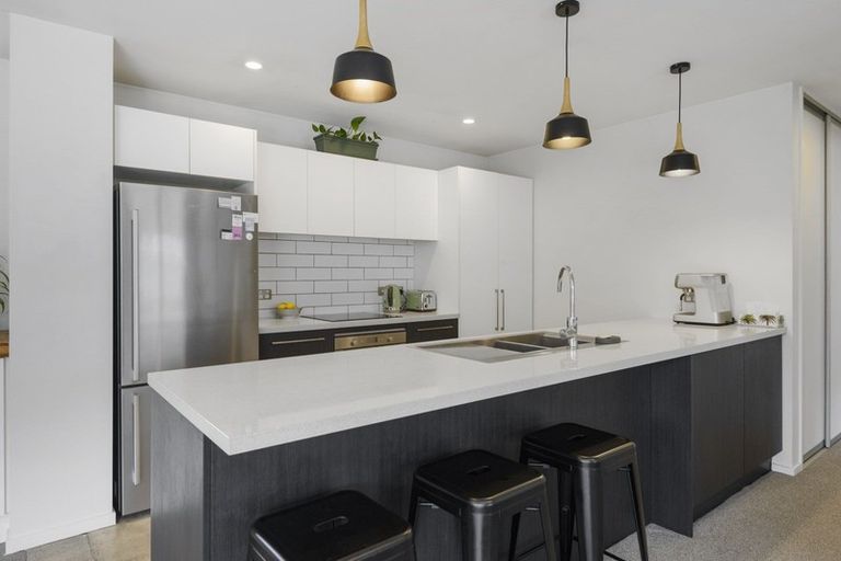 Photo of property in 194 Strickland Street, Spreydon, Christchurch, 8024