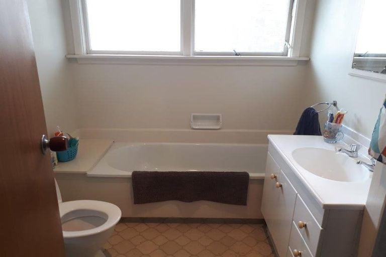 Photo of property in 39 Parkstone Avenue, Ilam, Christchurch, 8041