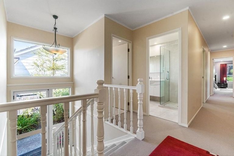 Photo of property in 175 Chelsea View Drive, Chatswood, Auckland, 0626