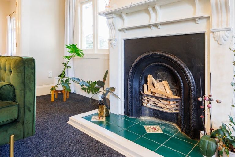 Photo of property in 239 Victoria Avenue, Hokowhitu, Palmerston North, 4410