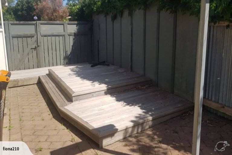 Photo of property in 16 Pencarrow Street, Highbury, Palmerston North, 4412