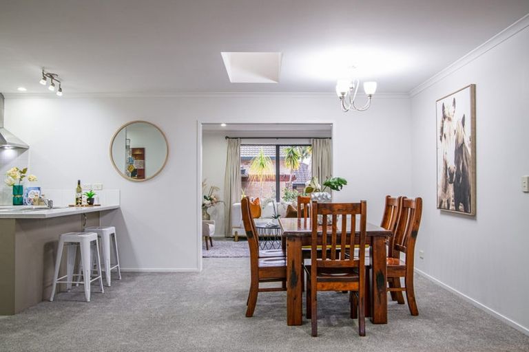 Photo of property in 62 Waitaki Street, Henderson, Auckland, 0612