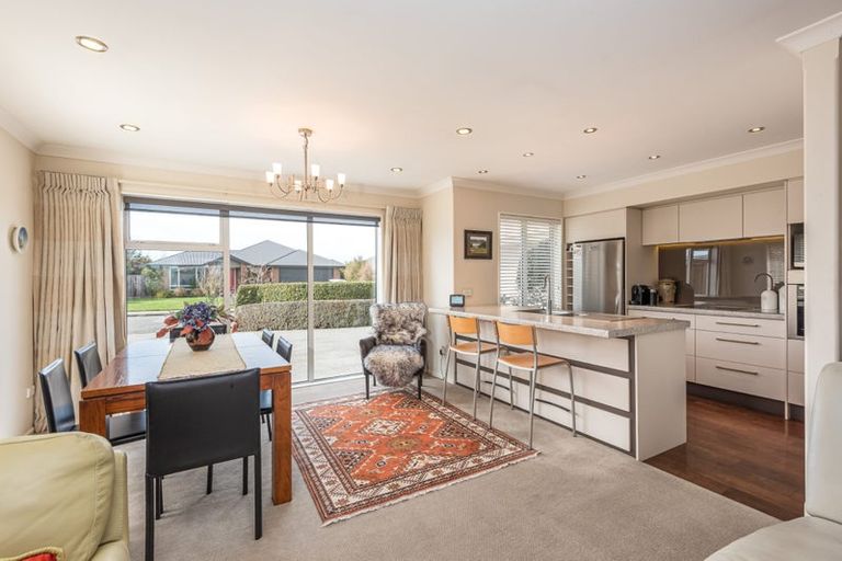 Photo of property in 7 Lancewood Way, Rangiora, 7400