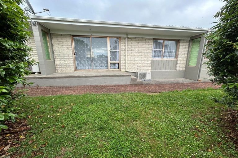 Photo of property in 5/4 Ashby Place, Pukekohe, 2120