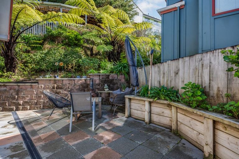 Photo of property in 295 Main Road, Tawa, Wellington, 5028