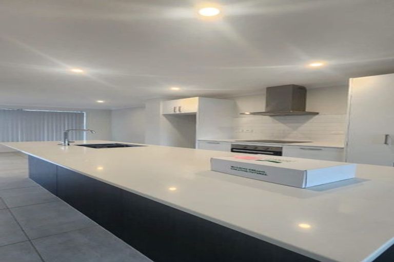 Photo of property in 17 Paapaakiri Loop, Takanini, 2112