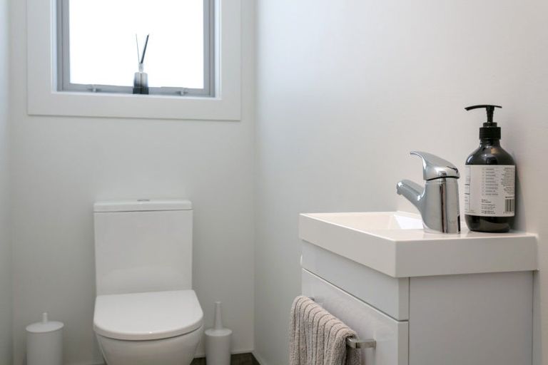 Photo of property in 32 Wai Terrace, Wharewaka, Taupo, 3330