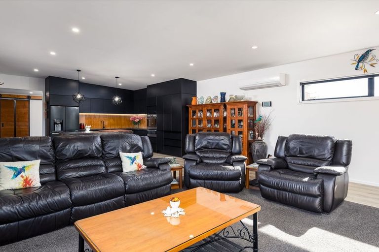 Photo of property in 8 Eric Batchelor Place, Waimate, 7924