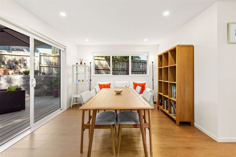 Photo of property in 30c Coniston Avenue, Te Atatu South, Auckland, 0610