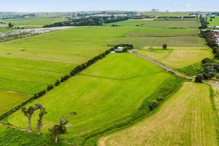 Photo of property in 17 Ranfurly Street, Waitara, 4320