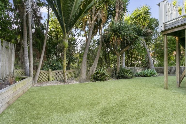 Photo of property in 30 Park Avenue, Birkenhead, Auckland, 0626