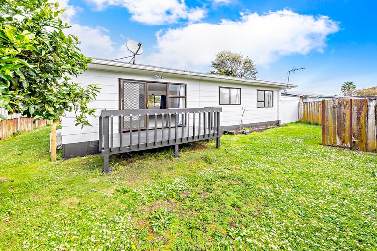 Photo of property in 1/6 Hatherley Place, Clendon Park, Auckland, 2103