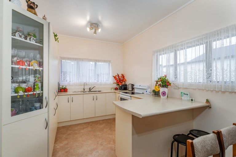 Photo of property in 3 Captain Cook Road, Cooks Beach, Whitianga, 3591