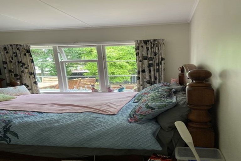 Photo of property in 122 Mahia Road, Wattle Downs, Auckland, 2103