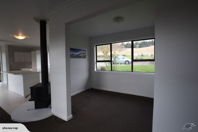 Photo of property in 19 Oxford Street, Waikari, 7420