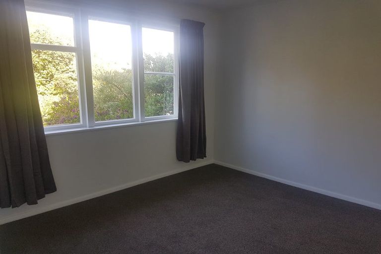 Photo of property in 2 Wilfred Street, Tawa, Wellington, 5028