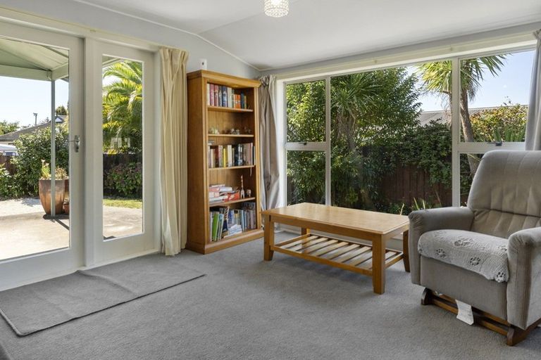 Photo of property in 6 Laura Lane, Brightwater, 7022