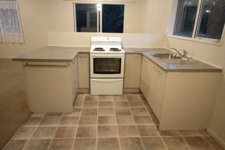 Photo of property in 42c Candia Road, Swanson, Auckland, 0614