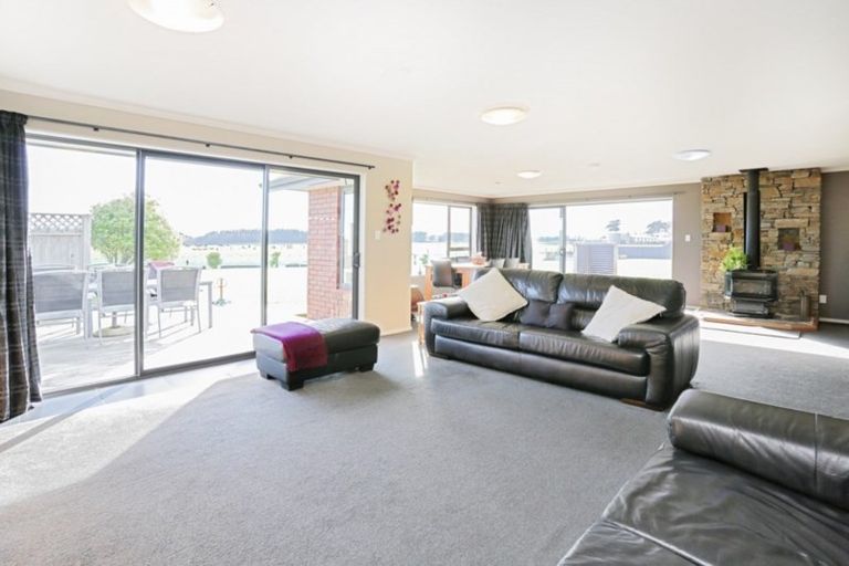 Photo of property in 47 Oteramika Road, Rockdale, Invercargill, 9812