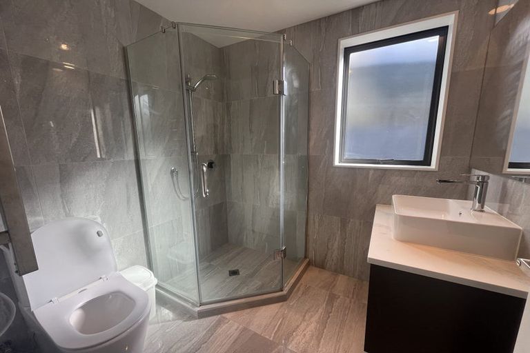 Photo of property in 15 Ballyliffin Drive, Flat Bush, Auckland, 2019