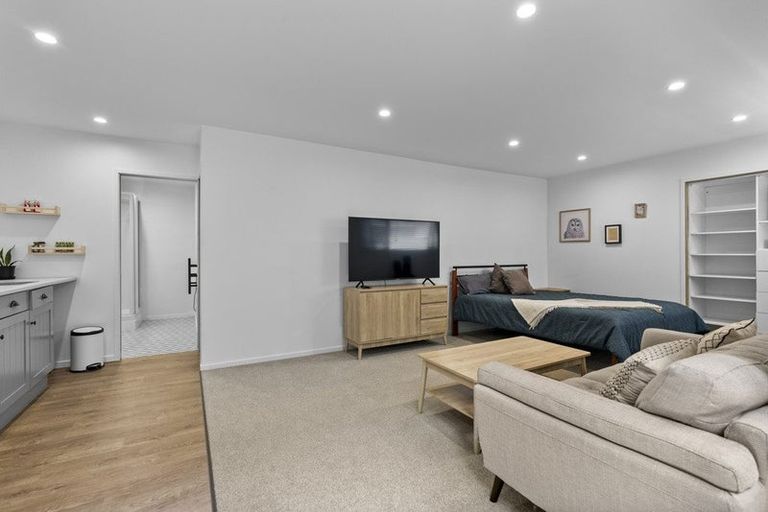 Photo of property in 40d Karina Road, Merrilands, New Plymouth, 4312