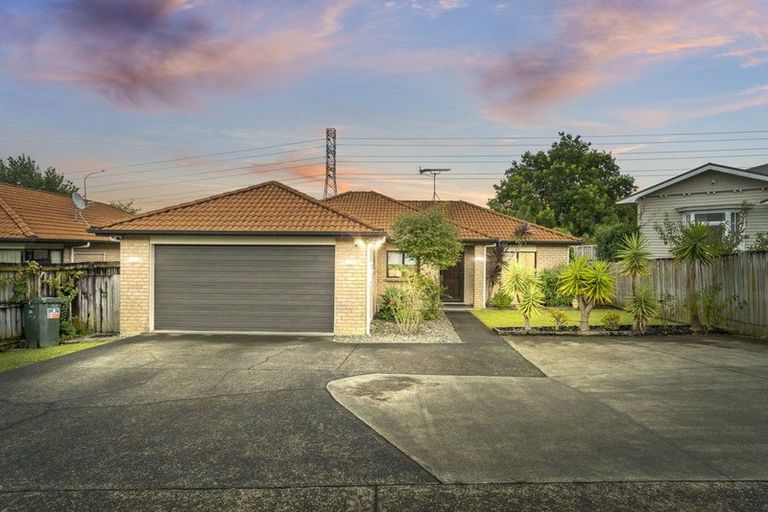 Photo of property in 92a Alfriston Road, Manurewa, Auckland, 2105