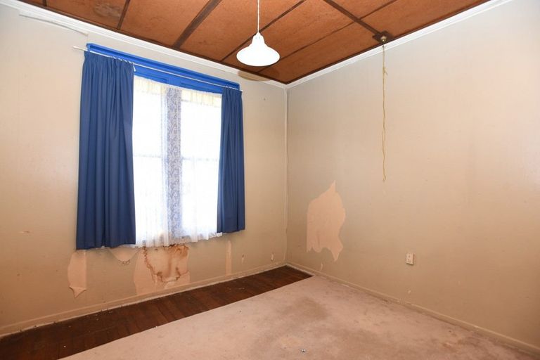 Photo of property in 27 Collingwood Street, Strathern, Invercargill, 9812