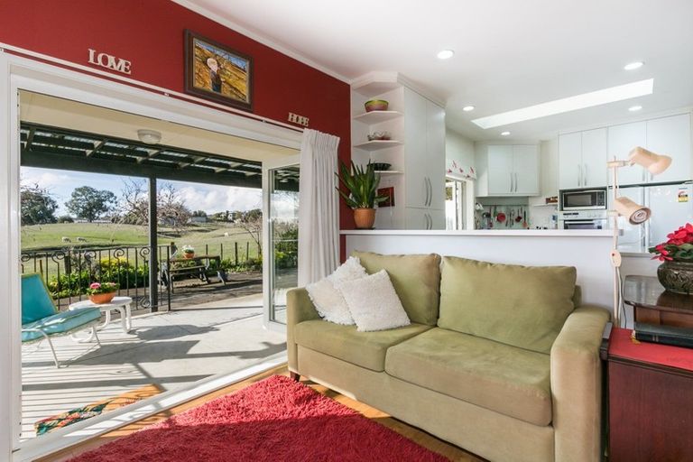 Photo of property in 147 Middle Road, Havelock North, 4130