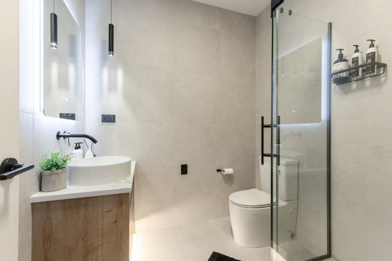 Photo of property in 4 Taku Close, Long Bay, Auckland, 0630