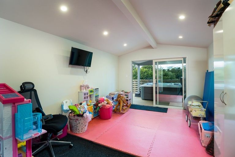 Photo of property in 206b Heta Road, Merrilands, New Plymouth, 4312
