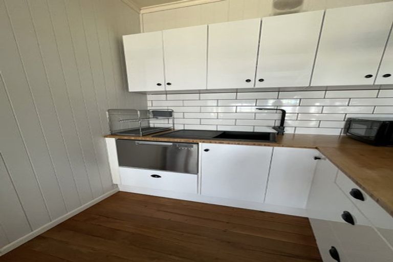 Photo of property in 62 Moana Road, Okitu, Gisborne, 4010