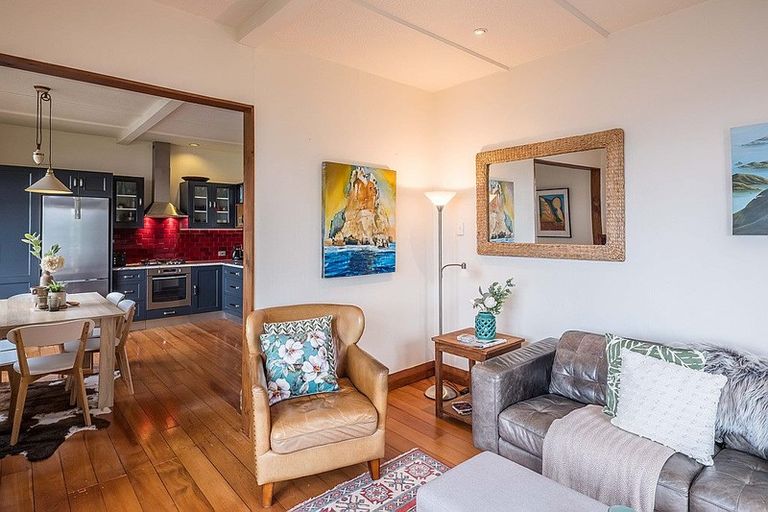 Photo of property in 43 Carlton Street, Melrose, Wellington, 6023