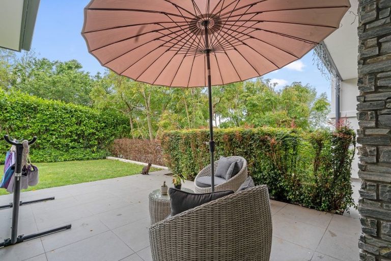 Photo of property in 4 William Street, Highlands Park, New Plymouth, 4312