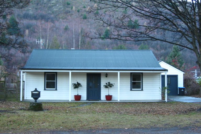 Photo of property in 25 Bedford Street, Arrowtown, 9302