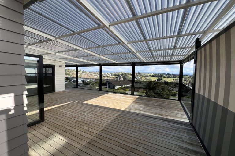 Photo of property in 48 Estuary View Road, Welcome Bay, Tauranga, 3112