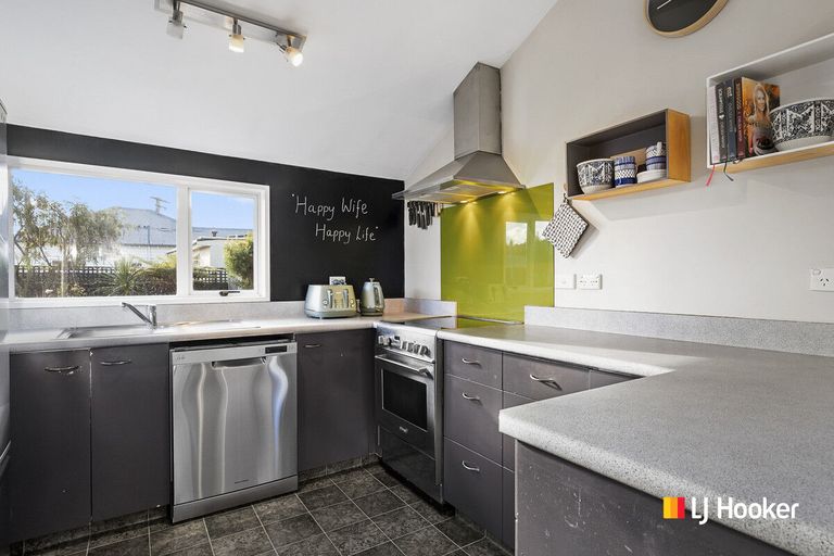 Photo of property in 9 Montreal Street, Saint Kilda, Dunedin, 9012