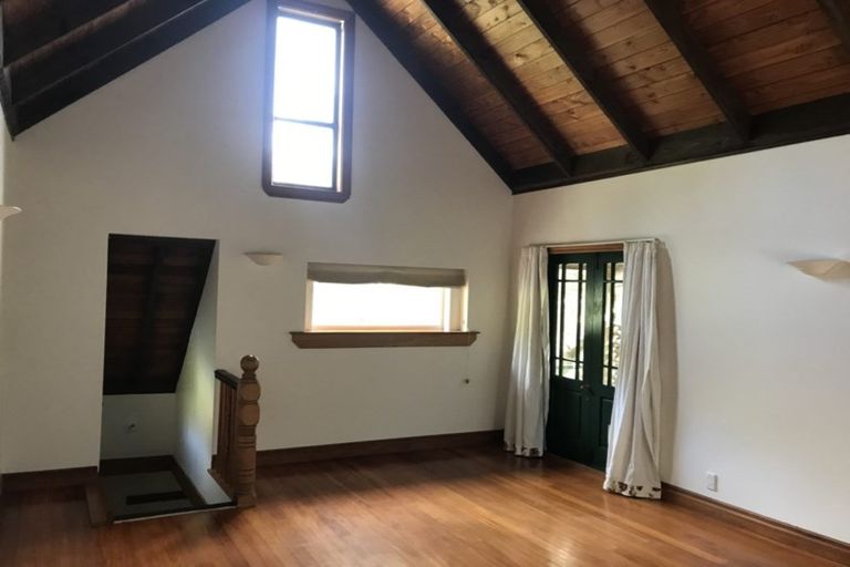 Photo of property in 10 Korimako Road, Days Bay, Lower Hutt, 5013