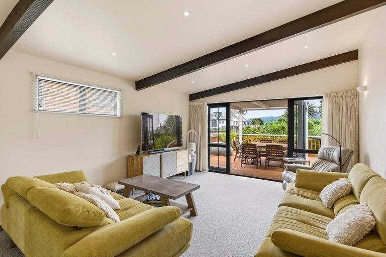 Photo of property in 102 Manly Street, Paraparaumu Beach, Paraparaumu, 5032