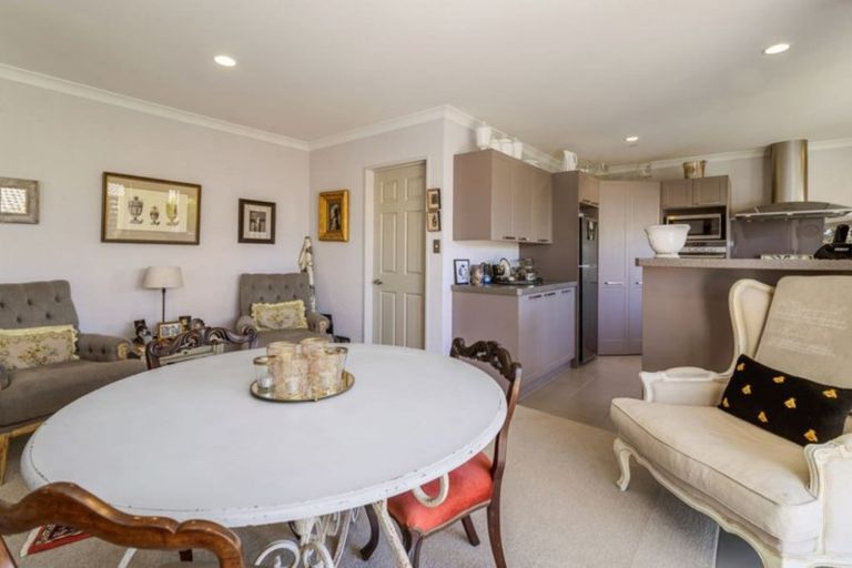 Photo of property in 3a Cobbe Place, Pomare, Rotorua, 3015