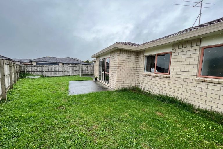 Photo of property in 29 Scotts Field Drive, Takanini, 2112