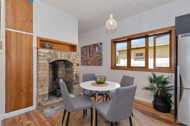 Photo of property in 14 Claude Street, Fairfield, Hamilton, 3214