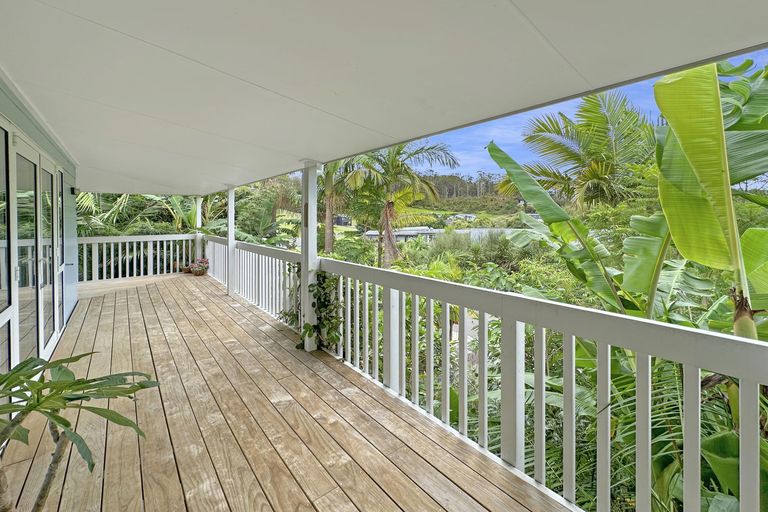 Photo of property in 14 Mandeno Drive, Kerikeri, 0230