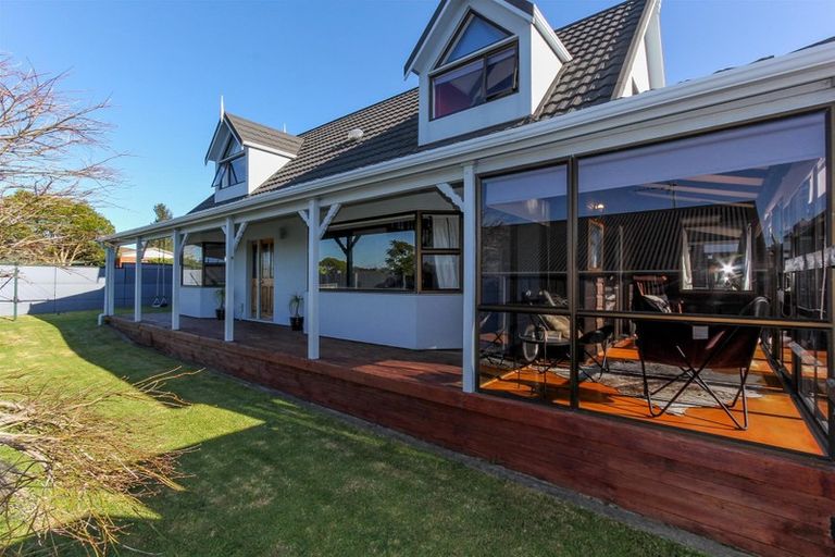 Photo of property in 13 Poplar Grove, Whalers Gate, New Plymouth, 4310