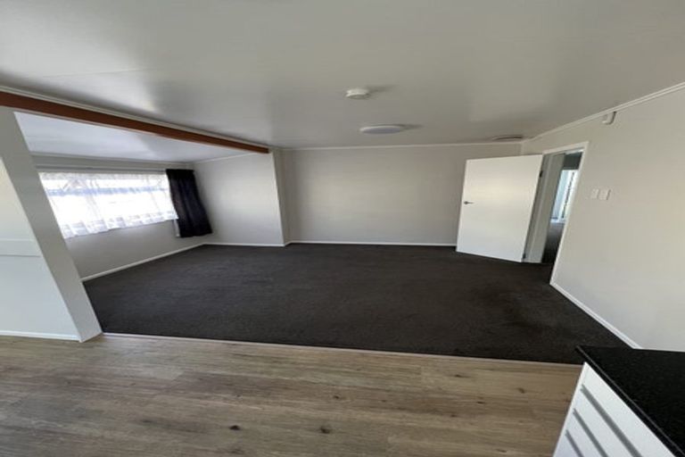Photo of property in 15 Moselle Street, Island Bay, Wellington, 6023