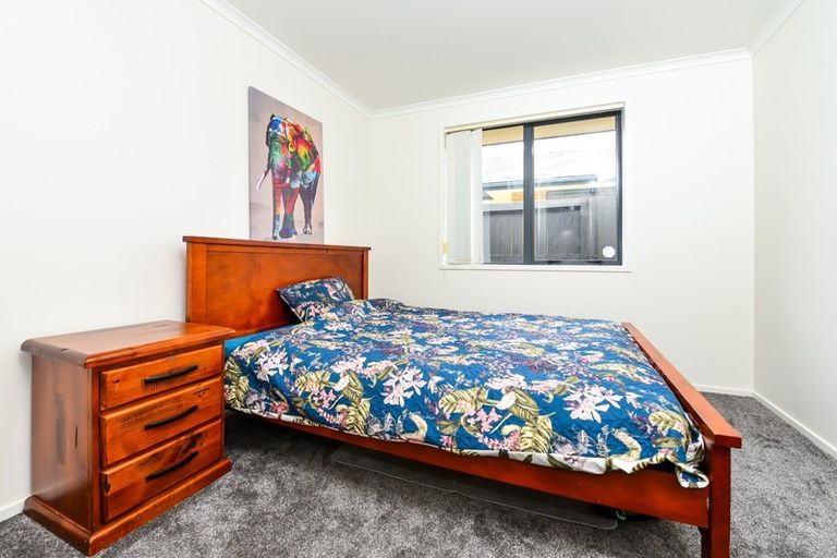 Photo of property in 13 Nobleman Place, Hamilton East, Hamilton, 3216