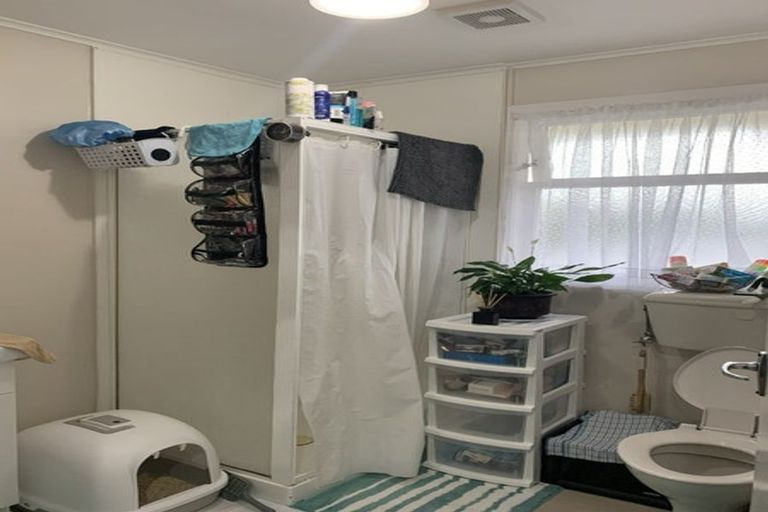 Photo of property in 2/12 Trevethick Grove, Woburn, Lower Hutt, 5010