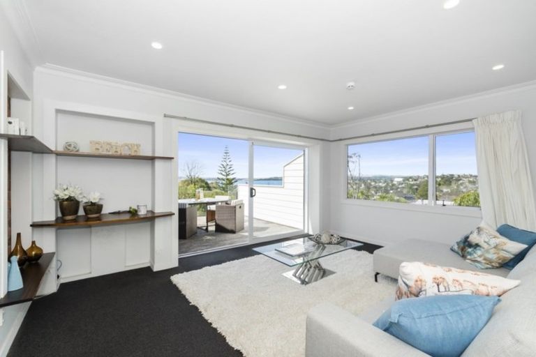 Photo of property in 52 Alexander Street, Cockle Bay, Auckland, 2014