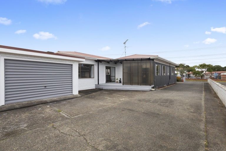 Photo of property in 33 Harris Street, Pukekohe, 2120